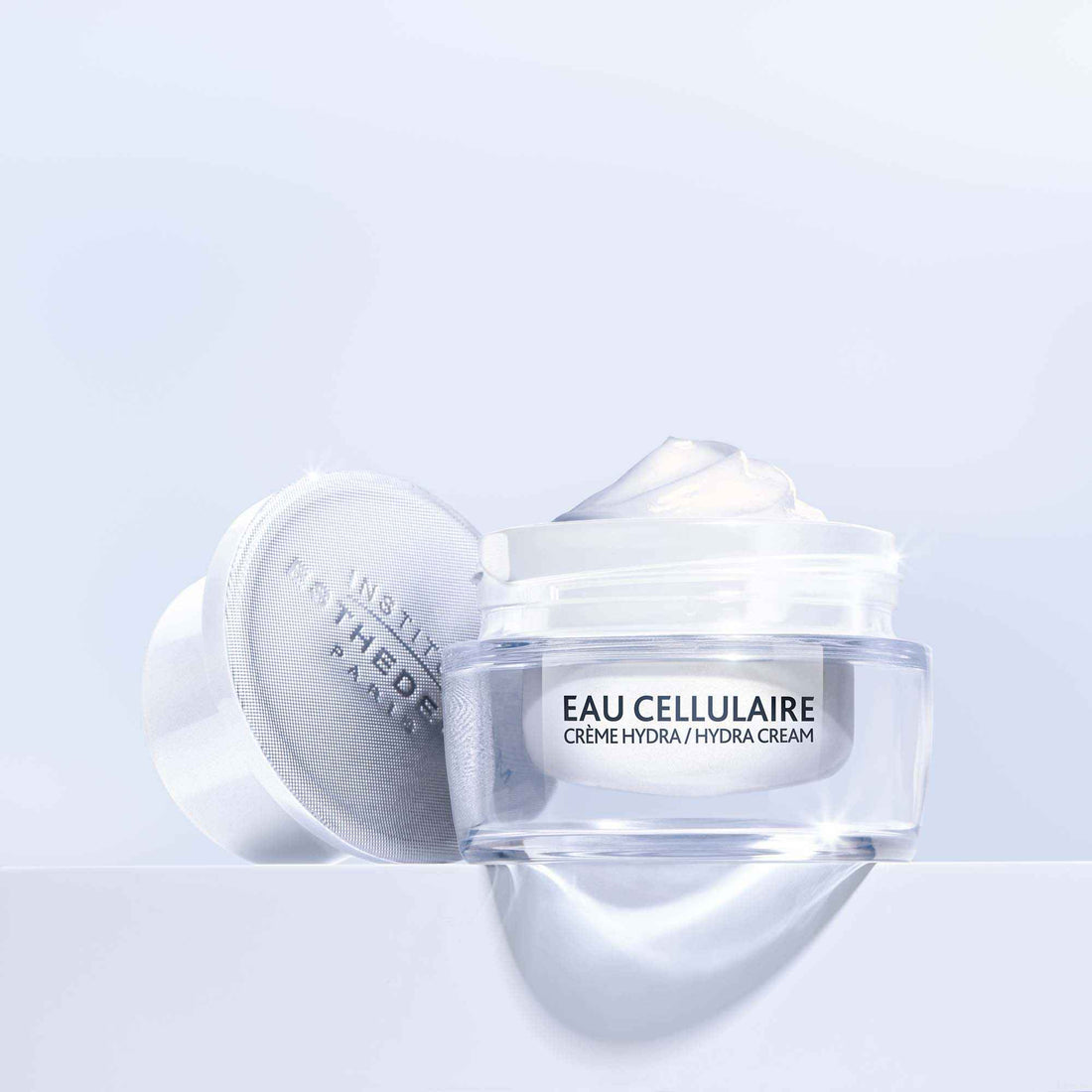 creme-hydra-repulpante-eau-cellulaire-esthederm-esthetique-amelie-laforme-trois-rivieres